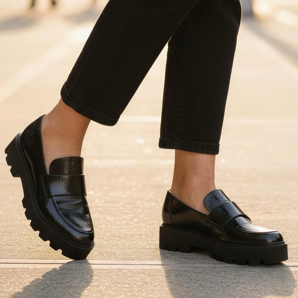 Franco Sarto Brindy Black Lug Loafers Y2K, 90's Style -- 9M